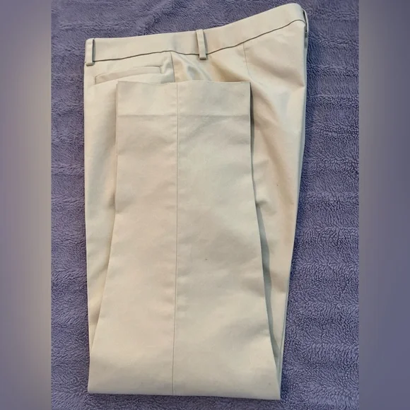 Brooks Brothers pants bundle in size 10p in ln lite darker beige! 2 for $40 - Picture 3 of 9